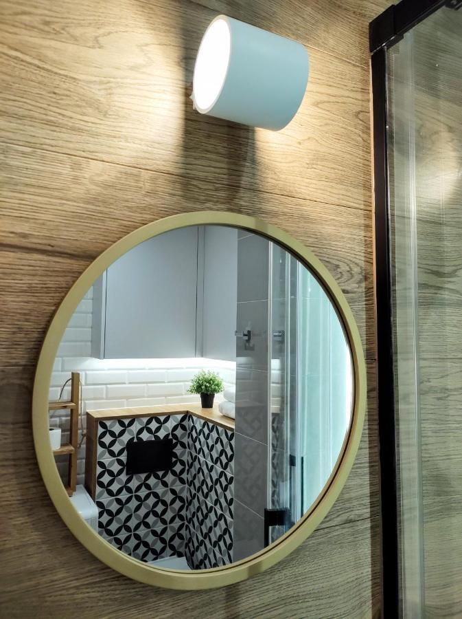 Cozy And Great Location By Cooee Apartments Warszawa Eksteriør billede