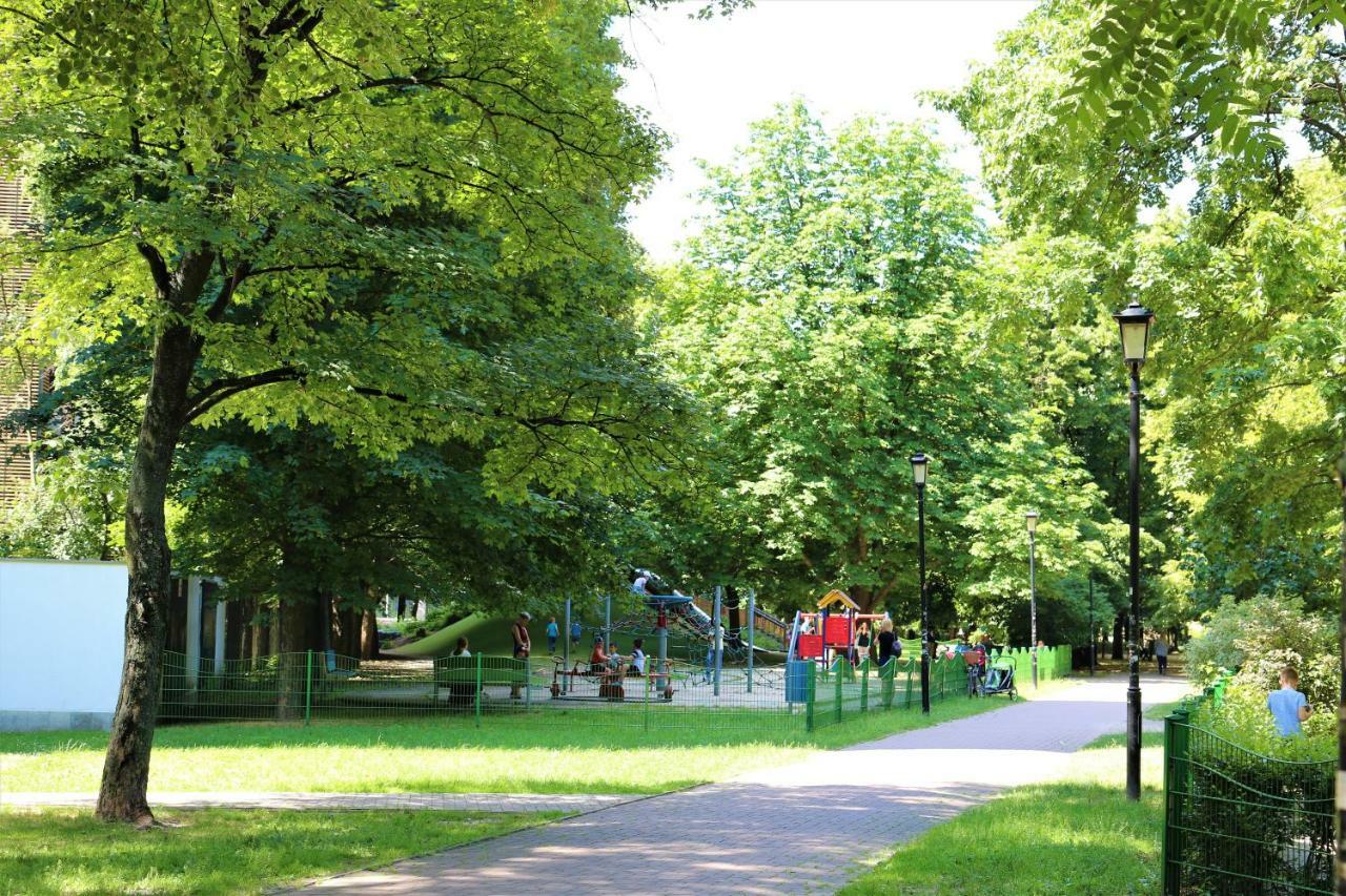 Cozy And Great Location By Cooee Apartments Warszawa Eksteriør billede